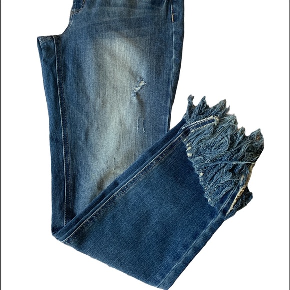 NEW Design Lab Lord & Taylor Cropped Fringe Leg Blue Jeans Woman’s Size 29 - Picture 10 of 12